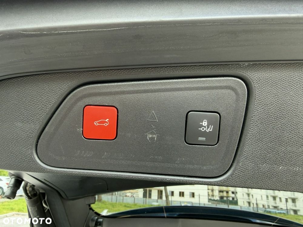 Peugeot 3008 BlueHDi 130 Stop & Start EAT8 Allure Pack - 38