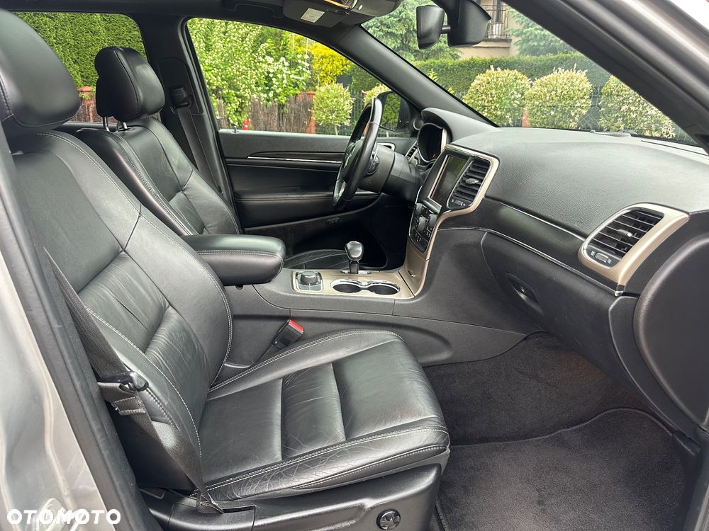 Jeep Grand Cherokee 3.6 V6 Overland Summit - 28