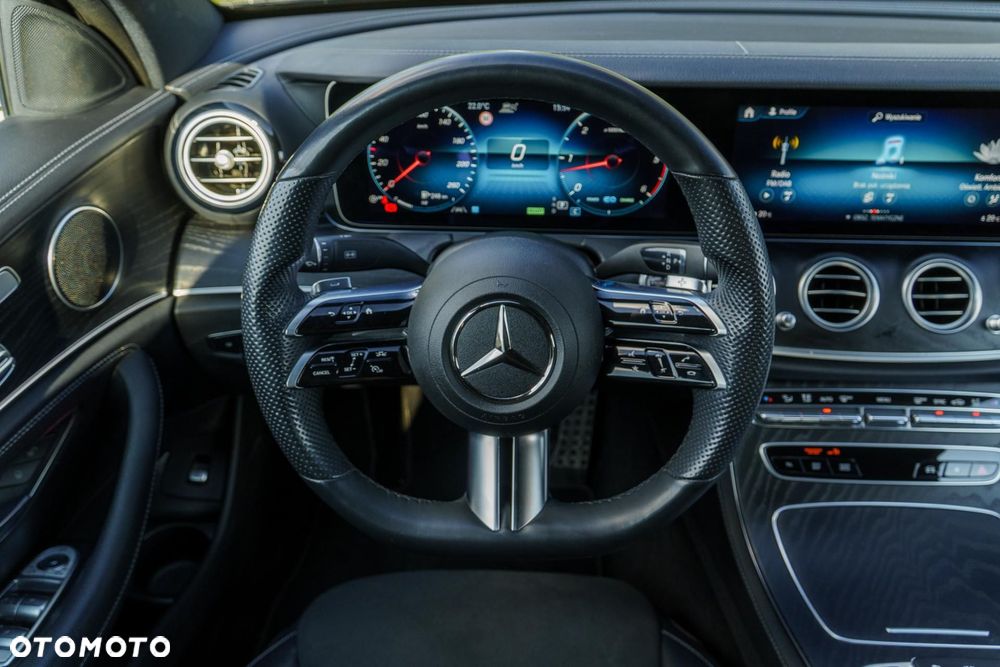 Mercedes-Benz Klasa E - 12