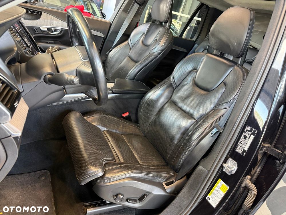 Volvo XC 90 - 28