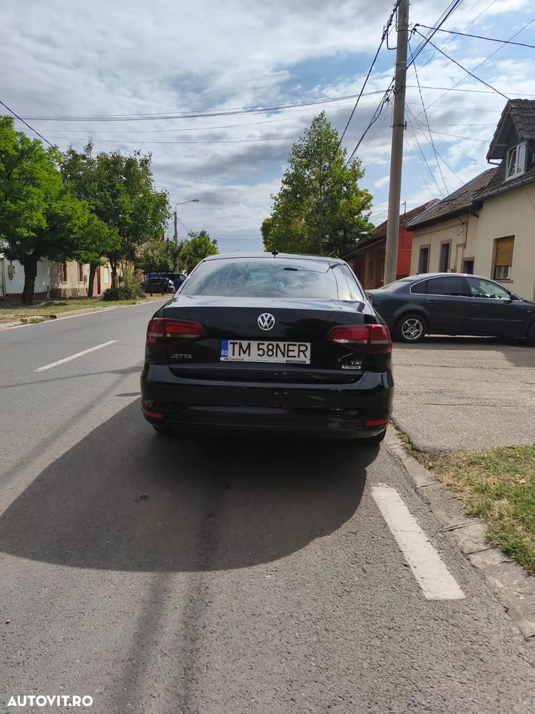 Volkswagen Jetta 1.2 TSI Comfortline - 16