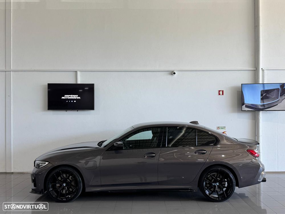 BMW 330 e Pack M Auto - 8