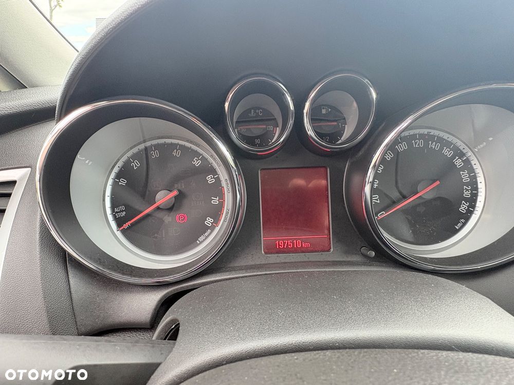 Opel Astra 1.4 T Cosmo - 11
