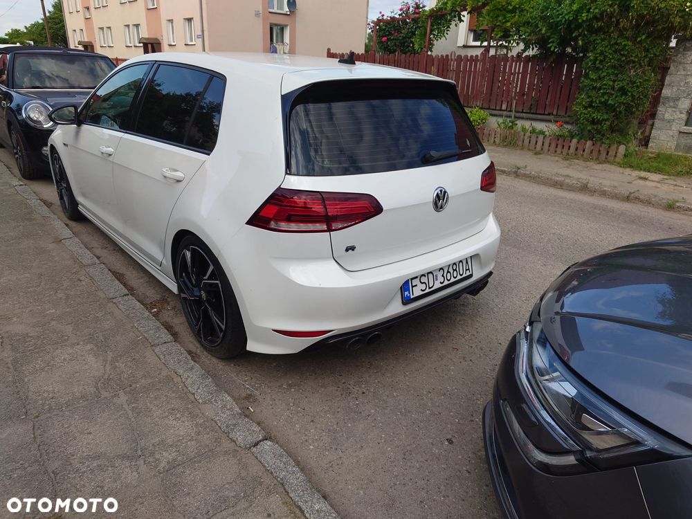 Volkswagen Golf - 3