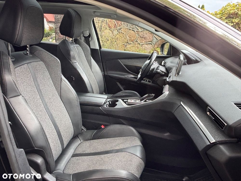 Peugeot 5008 1.5 BlueHDi Allure S&S EAT8 - 19