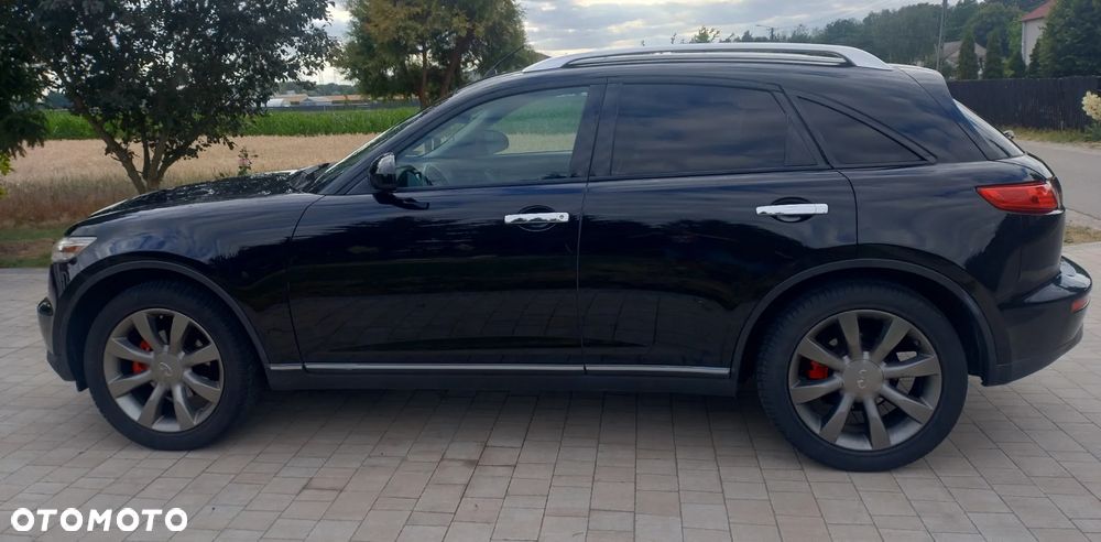 Infiniti FX - 7