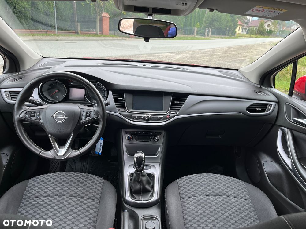 Opel Astra V 1.4 Essentia - 16