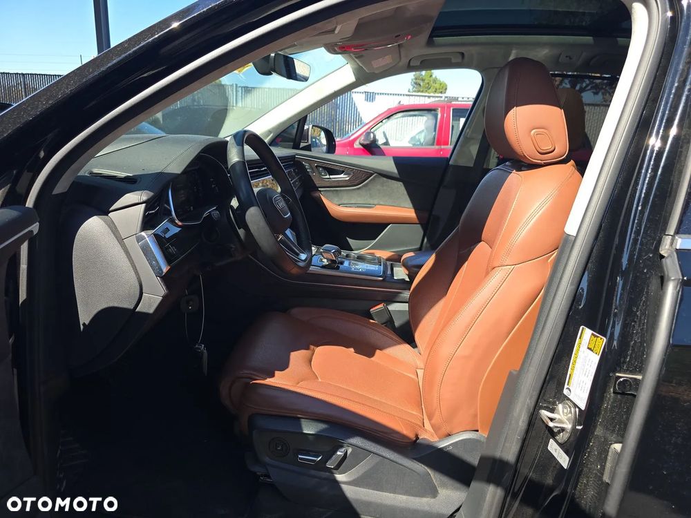 Audi Q7 3.0 TFSI Quattro Tiptronic - 7