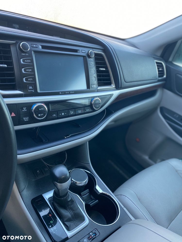 Toyota Highlander - 28