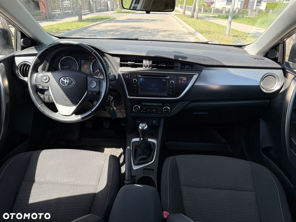 Toyota Auris - 8