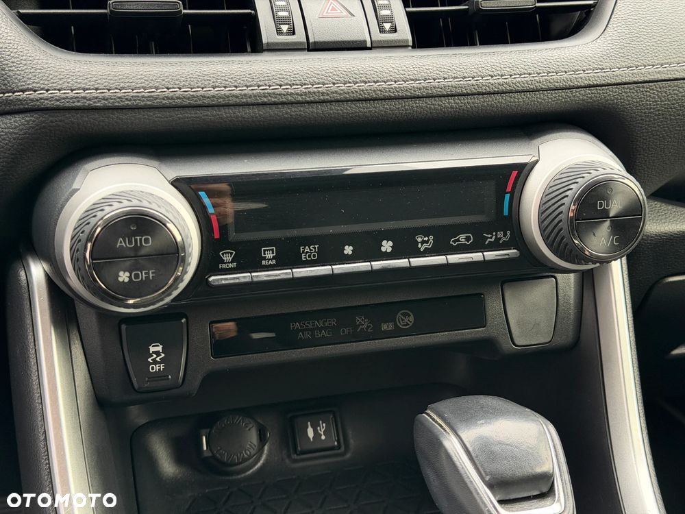 Toyota RAV4 2.5 Hybrid Active 4x2 - 18