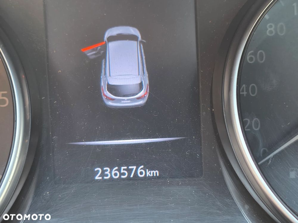 Nissan Qashqai 1.6 DCi 4x4 N-Connecta - 21