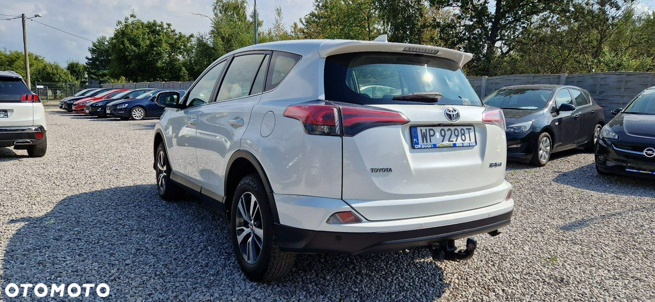 Toyota RAV4 - 7