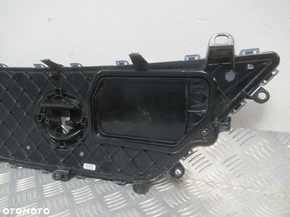 GRILL GRIL ATRAPA NISSAN LEAF II 2 62072-5SK0D 217821-00 2017 - 12