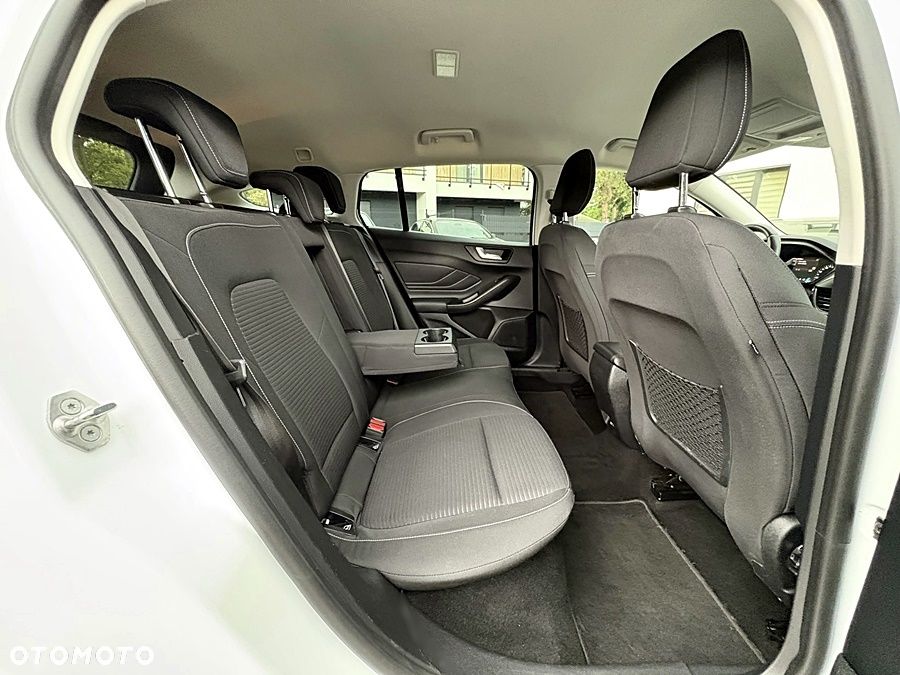Ford Focus 1.5 EcoBlue Start-Stopp-System COOL&CONNECT - 20