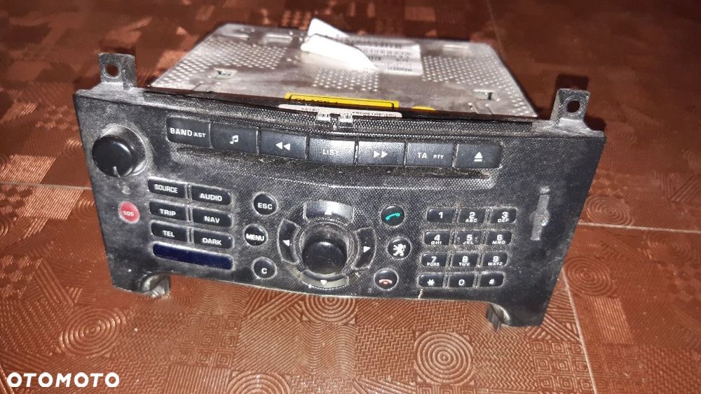 Peugeot 607 radio 96590509TP - 1