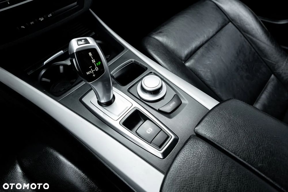 BMW X5 xDrive30d - 25