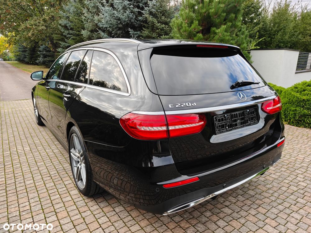 Mercedes-Benz Klasa E 220 d 4Matic 9G-TRONIC AMG Line - 24