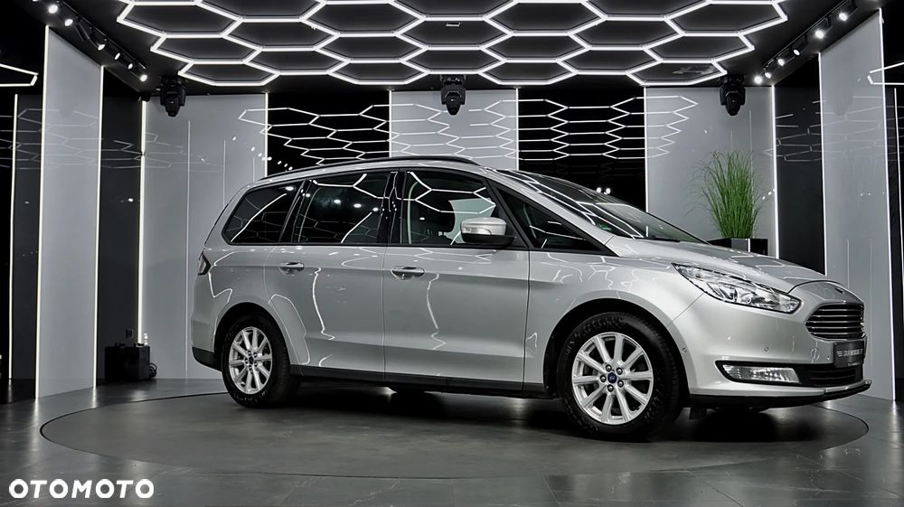 Ford Galaxy - 11