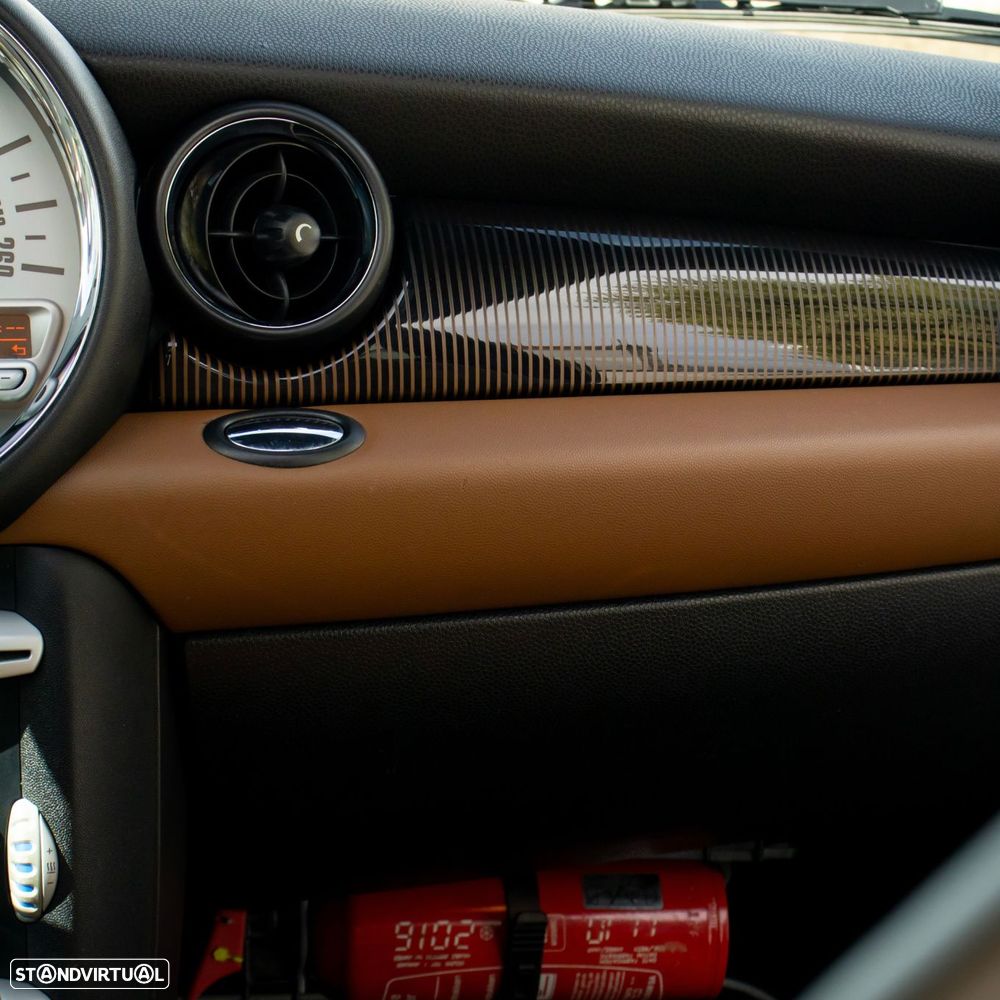 MINI 3 Portas Cooper 50 Mayfair - 14