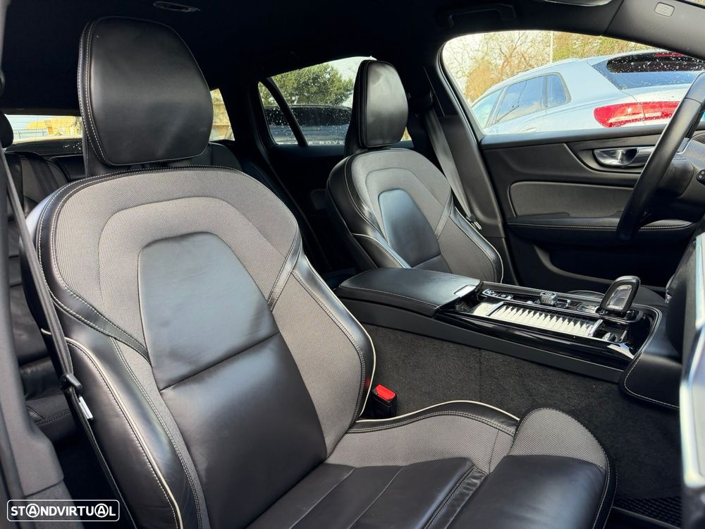 Volvo V60 2.0 T6 AWD TE R-Design - 21