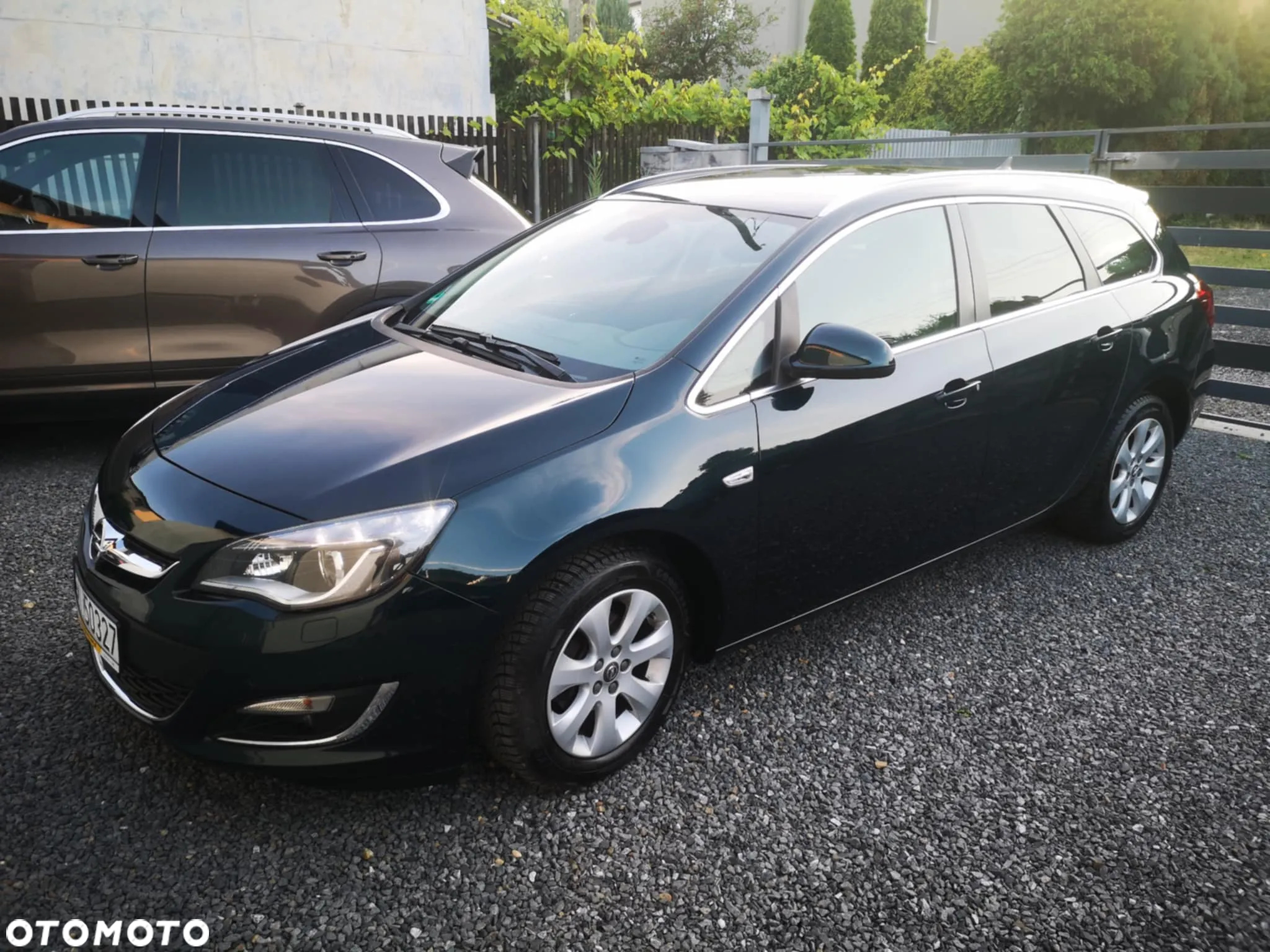 Opel Astra 1.4 Turbo Sports Tourer Exklusiv - 4