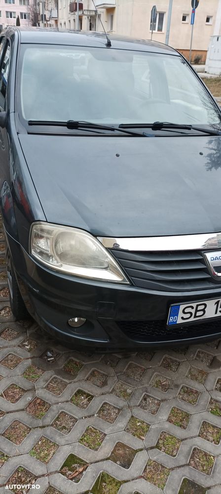 Dacia Logan - 1