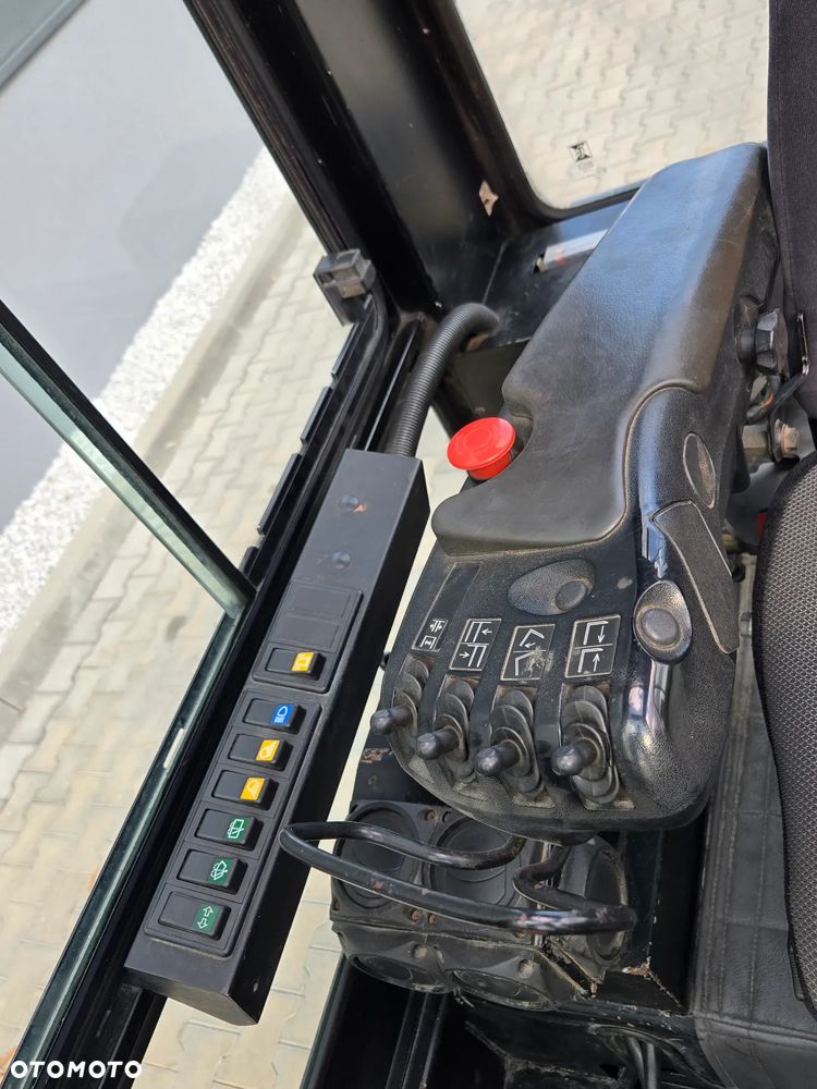 Caterpillar EP30K-PAC - 12