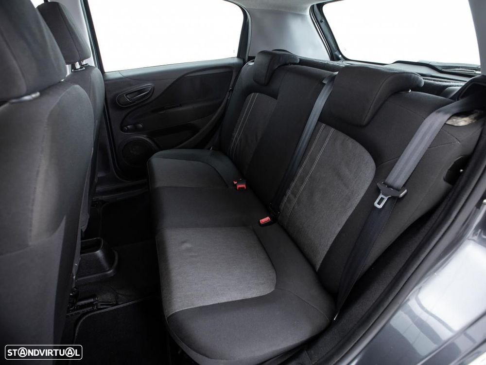 Fiat Punto - 8