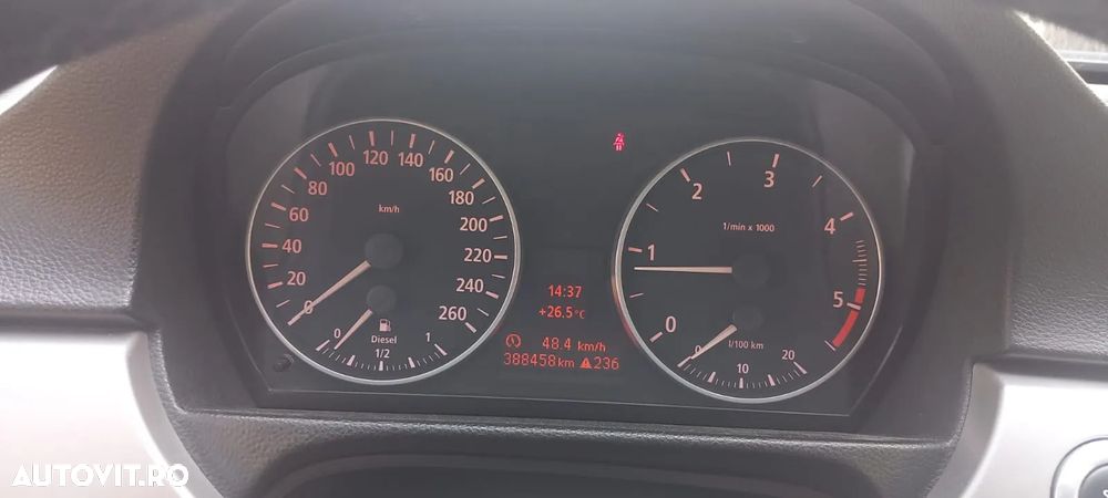 BMW Seria 3 320td compact - 8