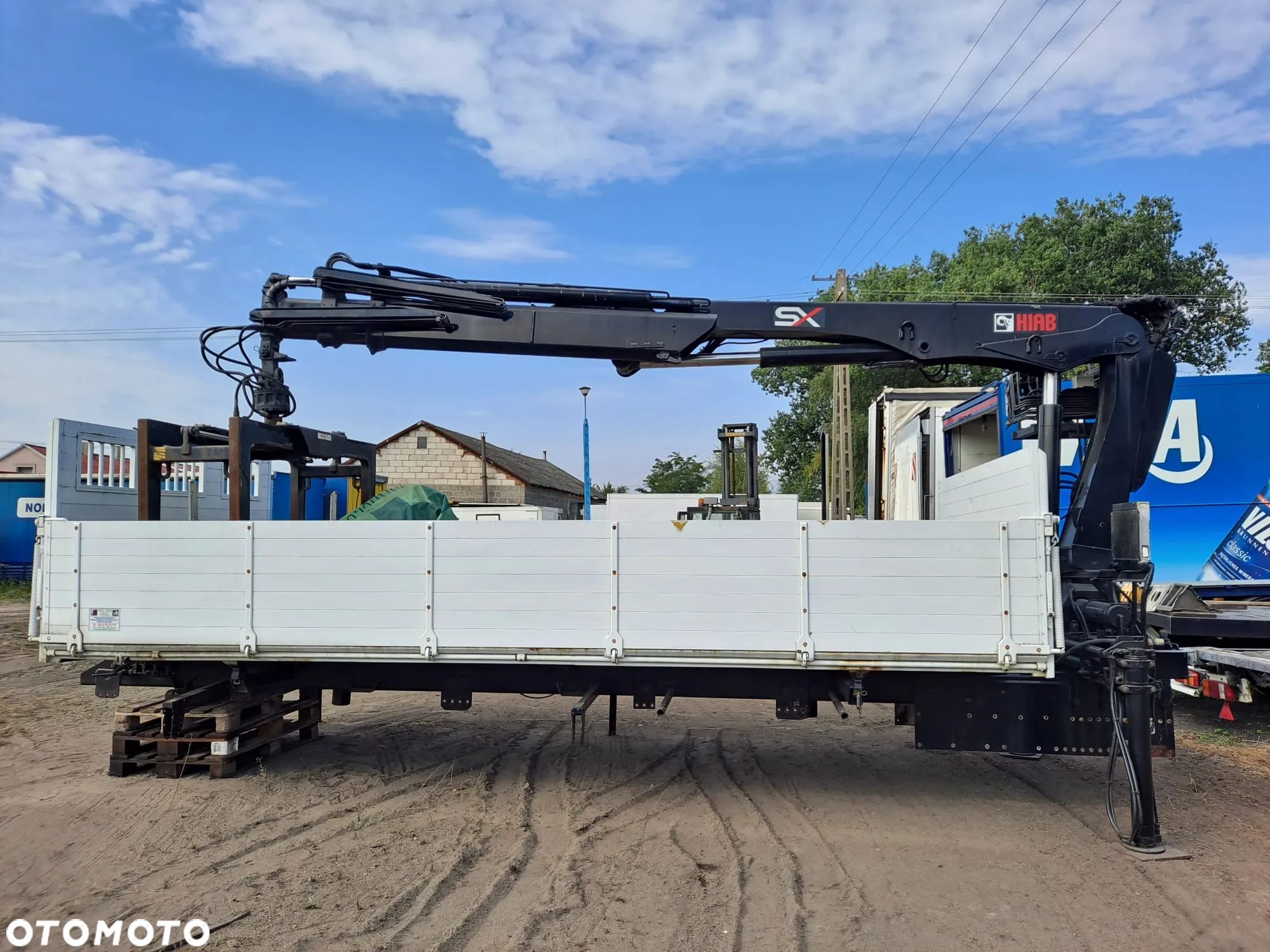 Mercedes-Benz Urządzenie dźwigowe HIAB XS122 - 1