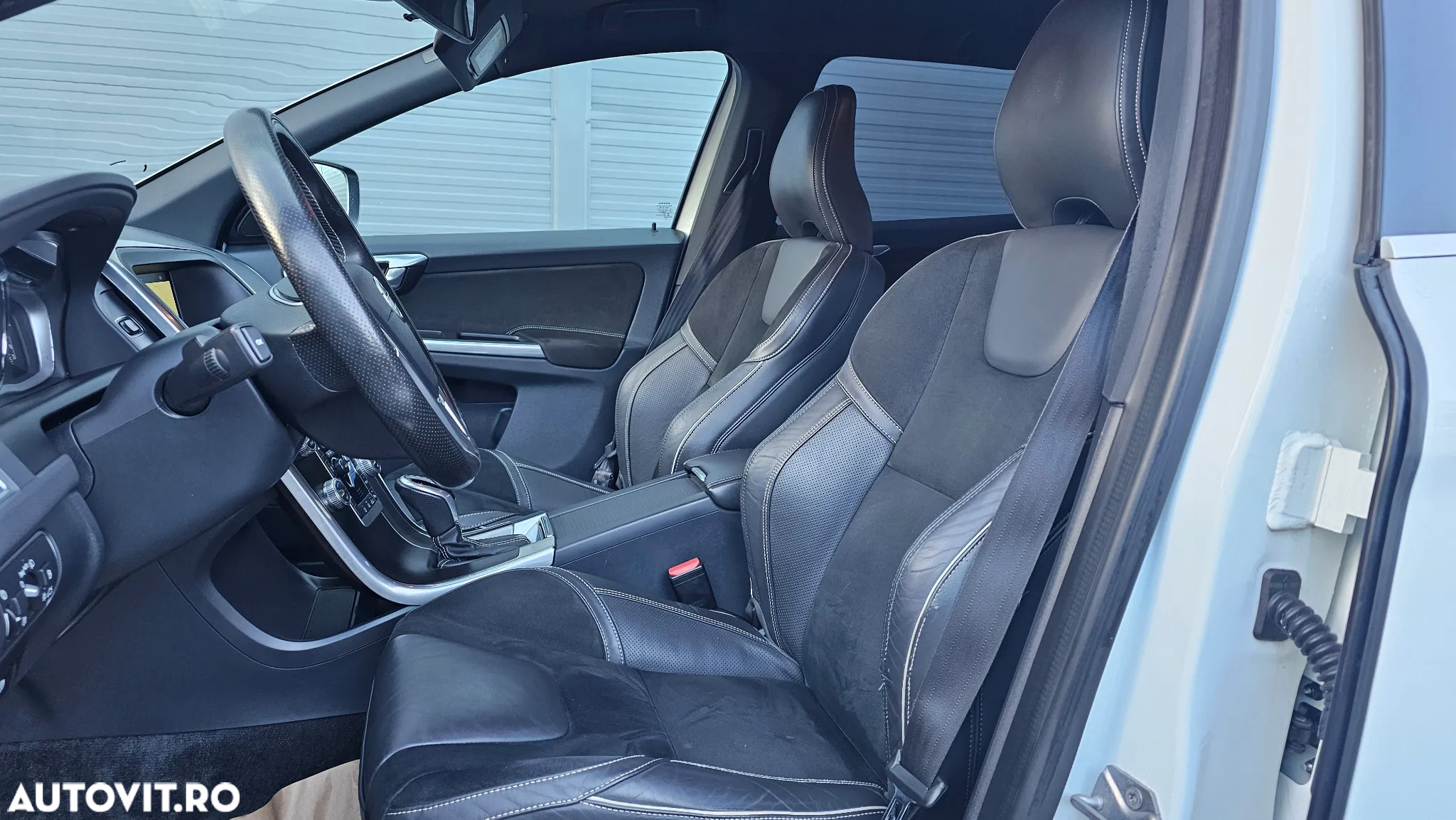 Volvo XC 60 B4 D AWD Geartronic RDesign - 8