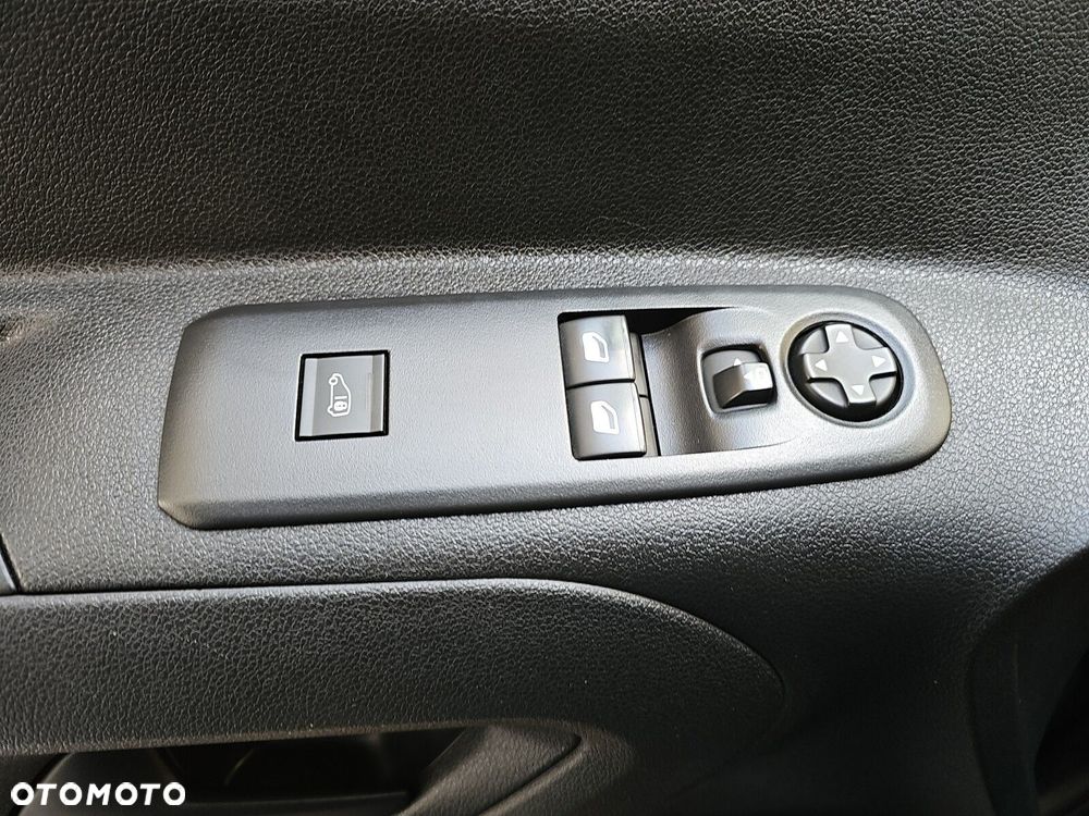 Opel Combo Cargo - 21