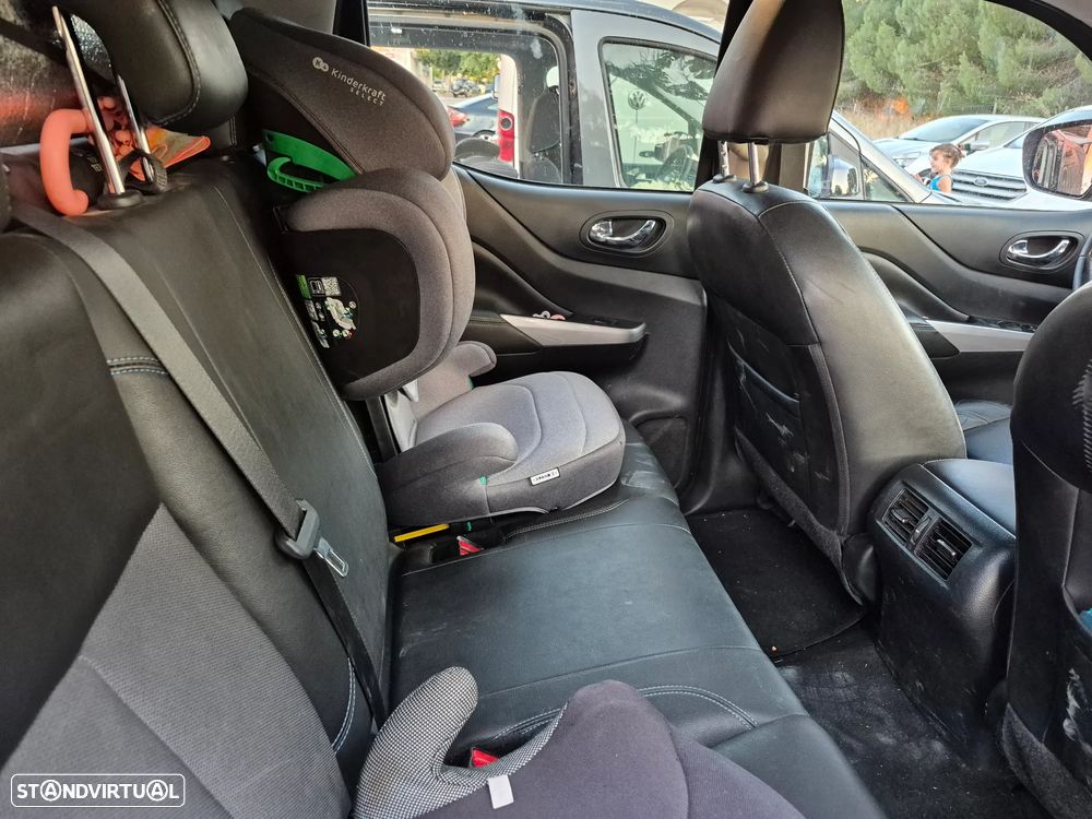 Nissan Navara 2.3 dCi CD 4WD N-Guard Auto - 5