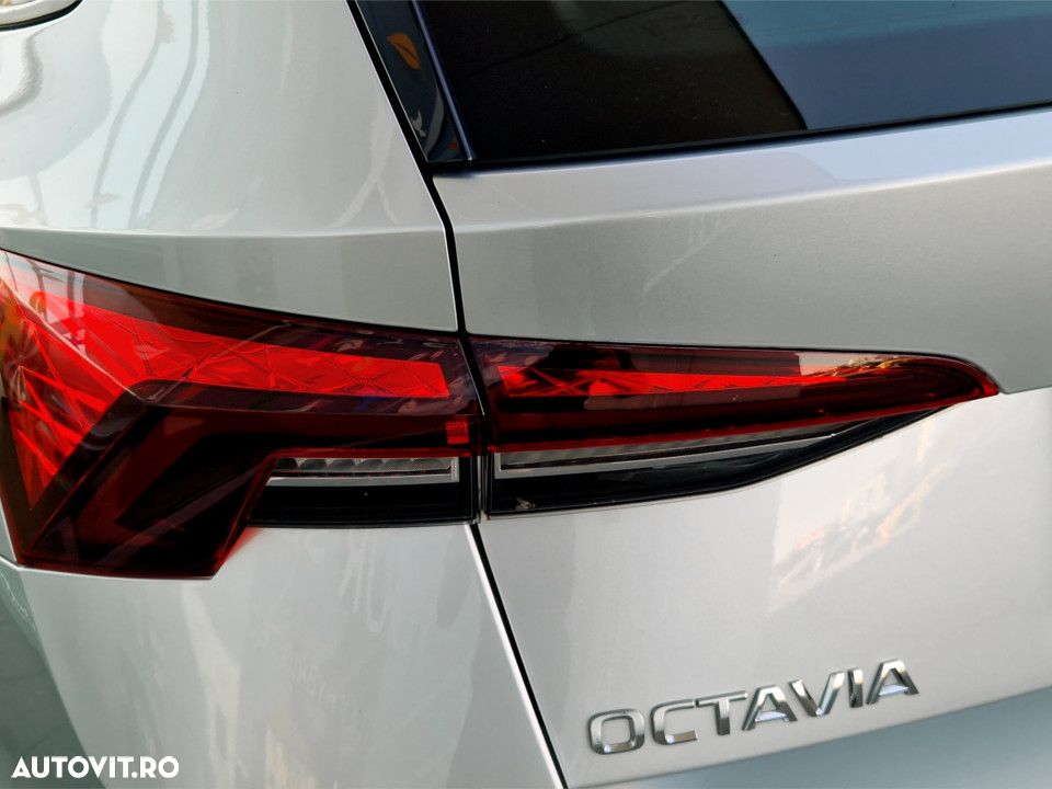 Skoda Octavia 2.0 TDI DSG Ambition - 11