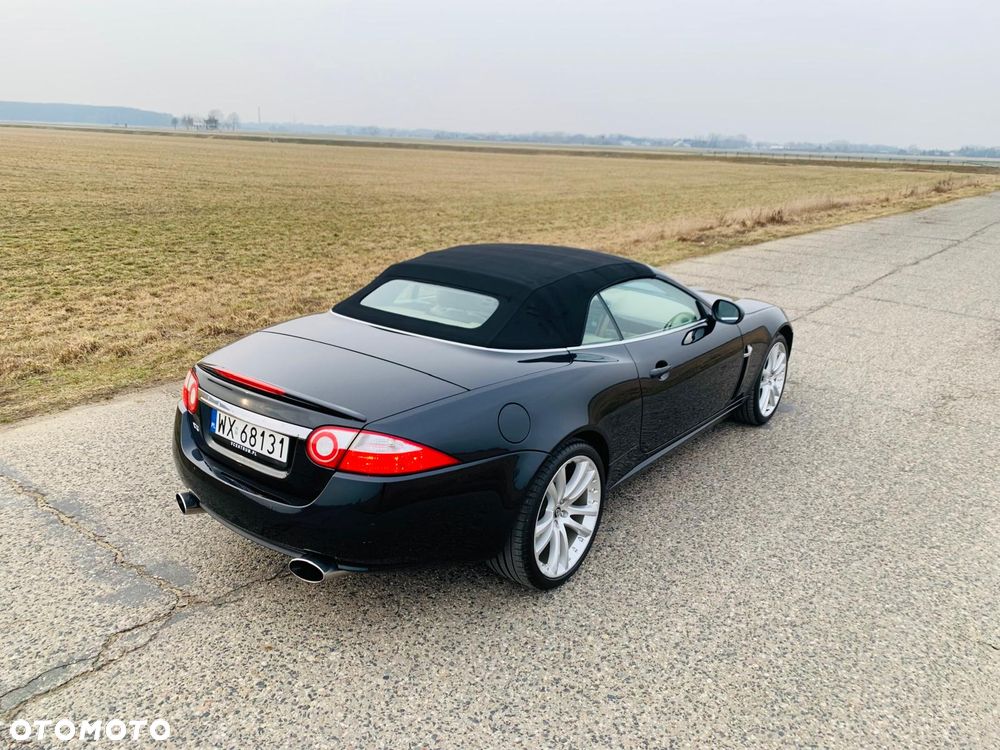 Jaguar XK - 8