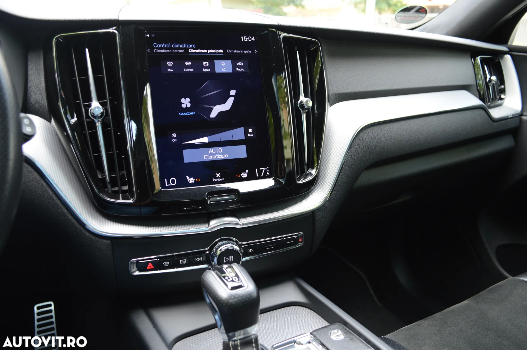 Volvo XC 60 T5 AWD Geartronic RDesign - 35