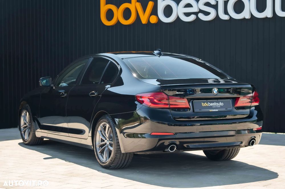 BMW Seria 5 520d xDrive AT - 8