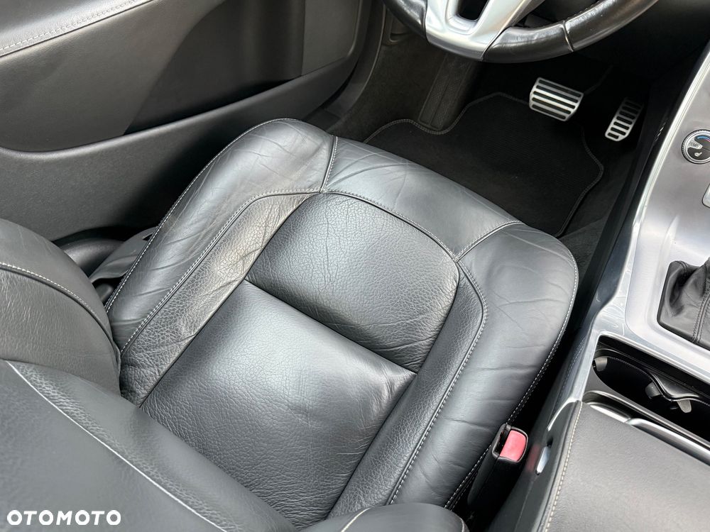 Volvo V70 D5 Geartronic Momentum - 23
