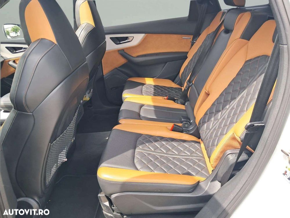 Audi Q7 - 10