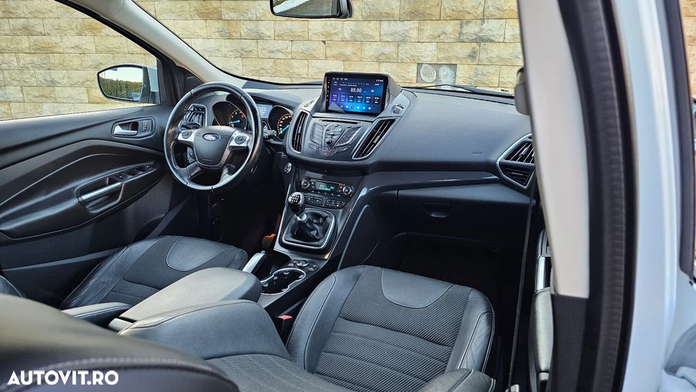 Ford Kuga 1.6 EcoBoost Start Stop 2WD Titanium - 13