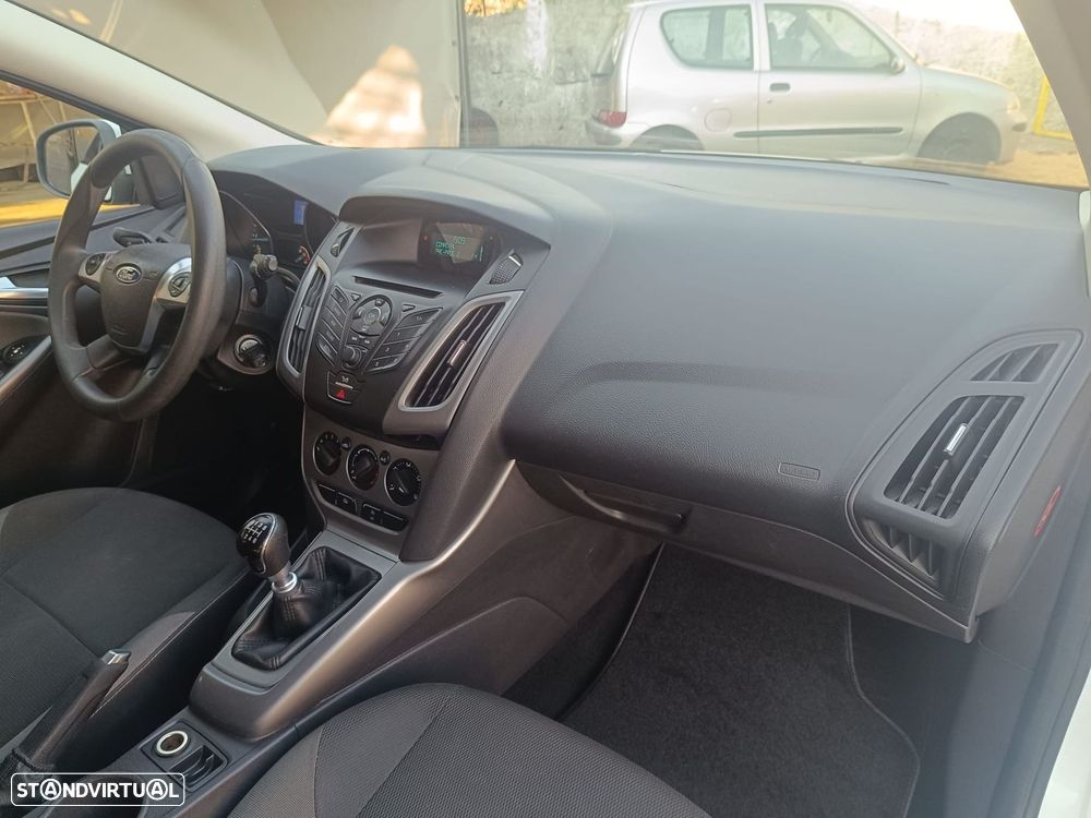 Ford Focus SW 1.6 TDCi Trend Easy - 13