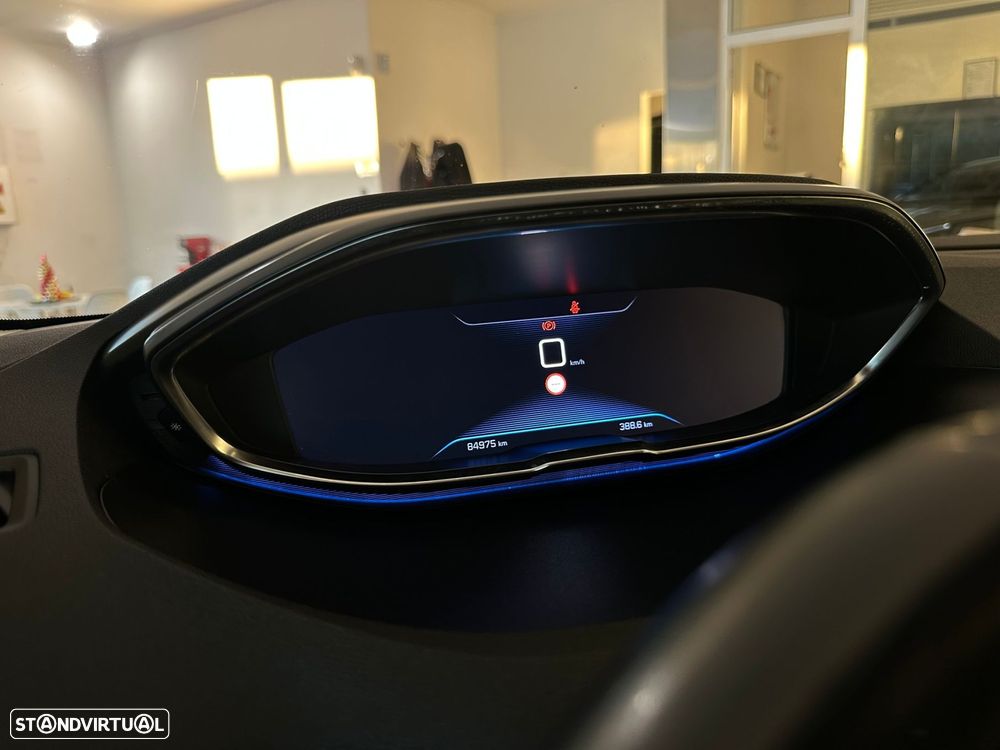 Peugeot 3008 1.5 BlueHDi Active - 26