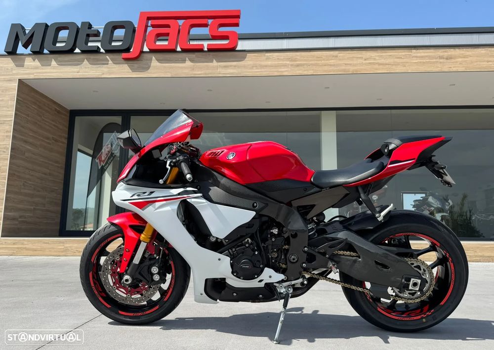 Yamaha YZF R1 - 8