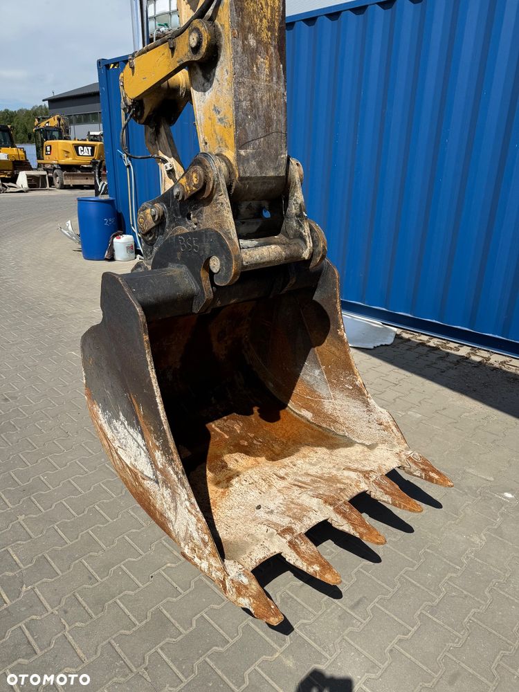 Caterpillar M315D 17000kg - 24