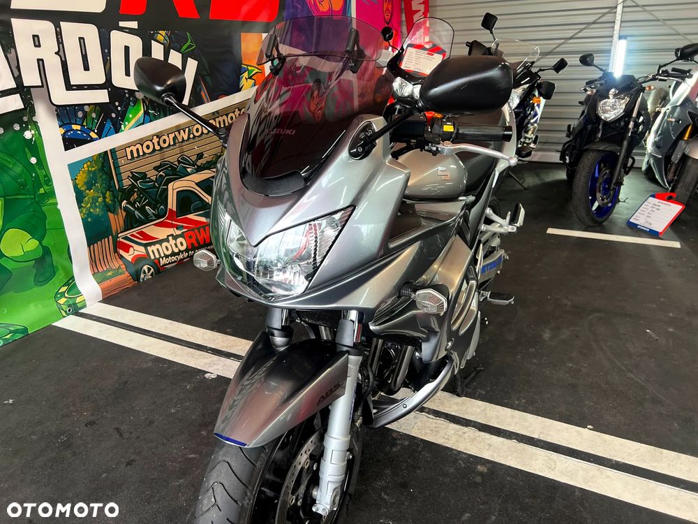 Suzuki Bandit - 11