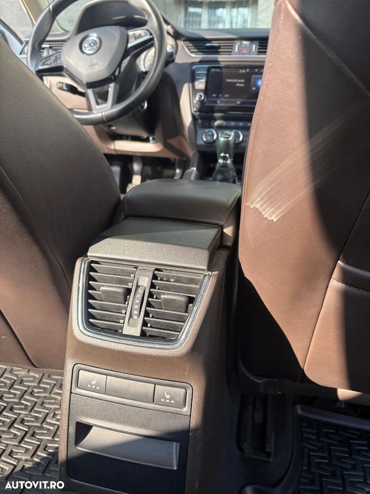 Skoda Octavia 2.0 TDI Laurin & Klement - 9