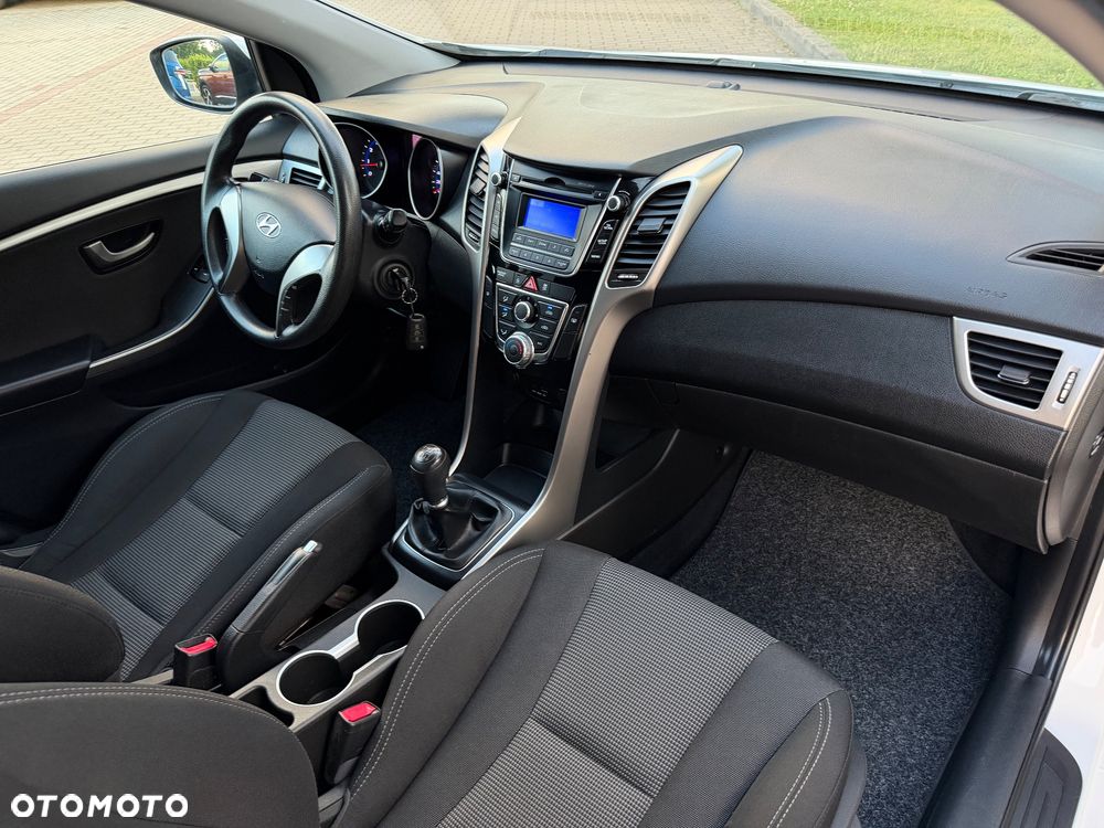 Hyundai i30 1.4 Fifa World Cup Edition - 34