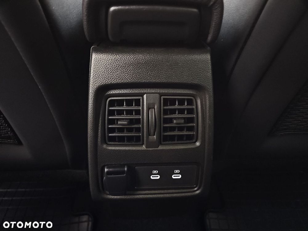 Renault Captur 1.0 TCe Techno - 27