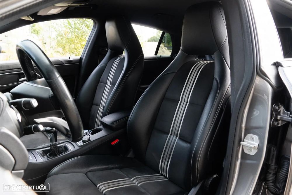Mercedes-Benz CLA 180 d Shooting Brake AMG Line - 26